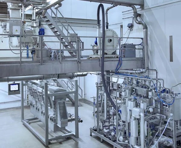 Centre d'essais Hosokawa Micron, pour l'agglomération des poudres instantanées