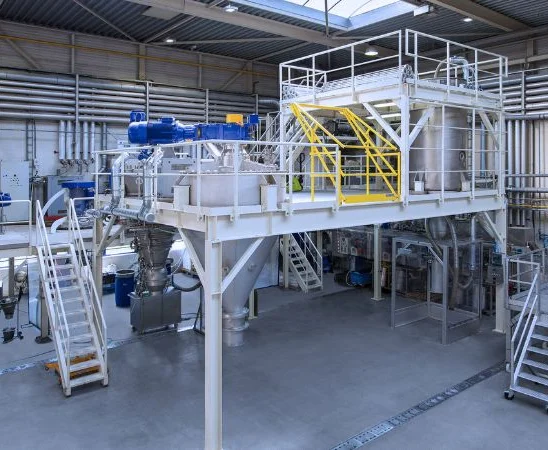 Centres d’essais pour le traitement de poudres et solides vrac dans l’industrie de la défense
